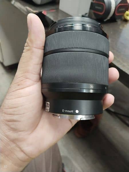 Sony 28-70mm F3.5/f 7