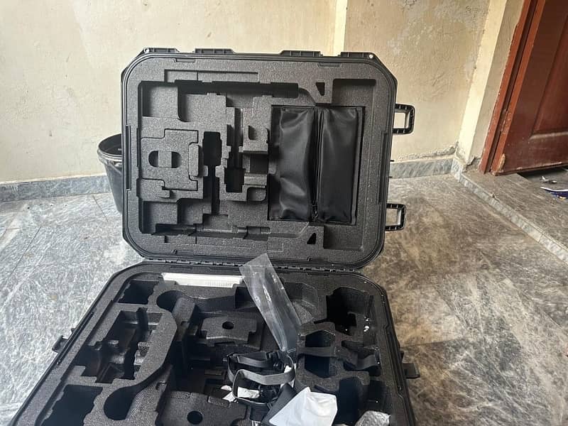 BOX CASE OF DJI MATRICE 300 RTK DRONE 0