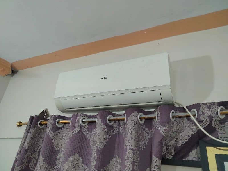 Ac 1 ton 
Haier 
4 months used only
Fresh condition 1