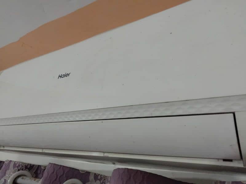 Ac 1 ton 
Haier 
4 months used only
Fresh condition 8