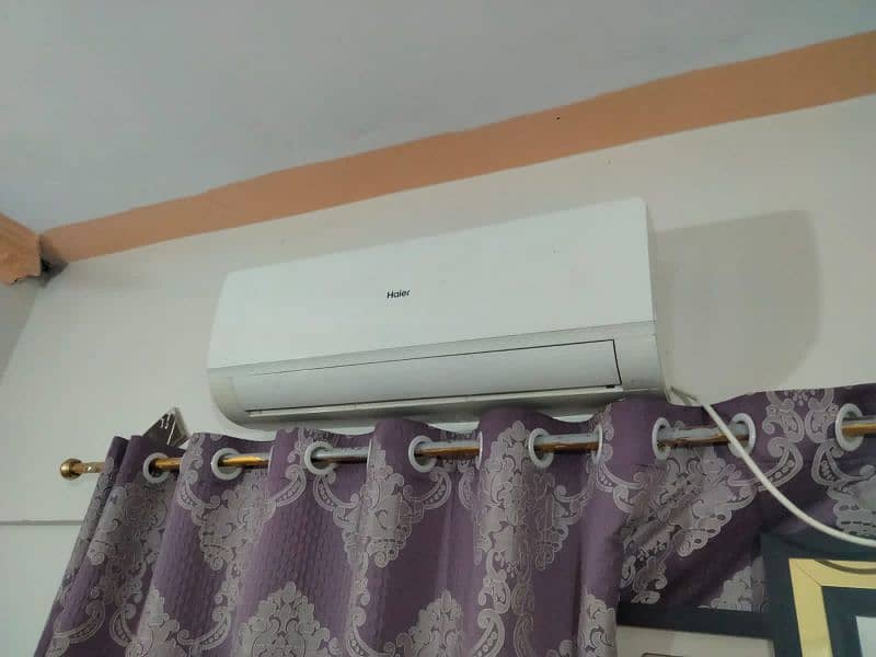 Ac 1 ton 
Haier 
4 months used only
Fresh condition 11