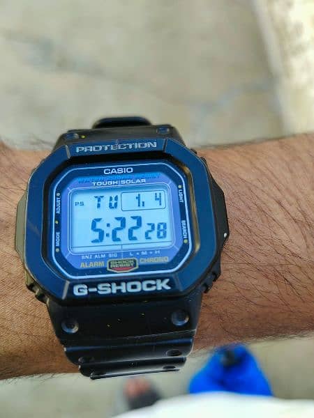 Casio g-shock. 
different watch all ok in Excellent Condition 10