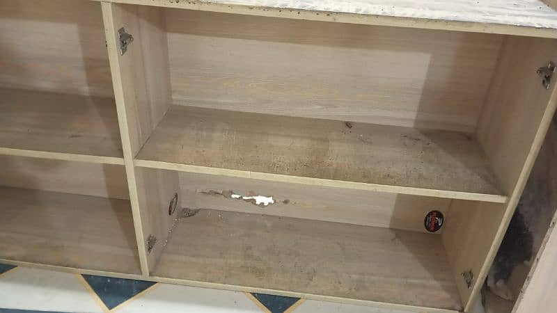 Kitchen Cabinets for sale in good condition in best sizes. 3