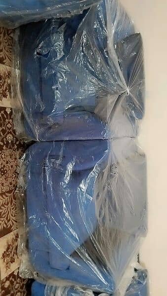 7 seater  sofa set bilkul new 0