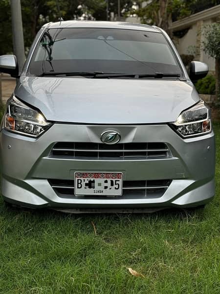 Daihatsu Mira 2018 5