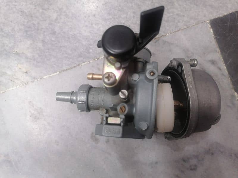 Honda cd 70cc genuine Carbater 0