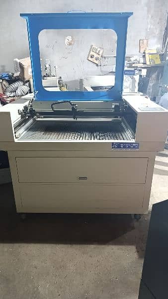 laser cutting machine 4