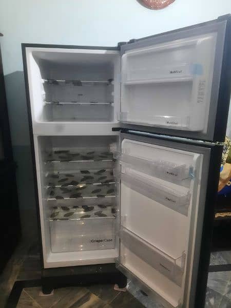 Dowlance medium fridge 3