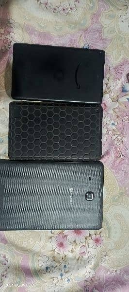 3 table ha aj Samsung ka ak 2amozon ka ha a2ka class break ha ak 10