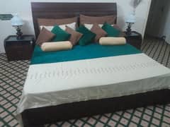 Bed set / luxury bed / dressing and side tables / furniture for sale