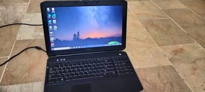 laptop Dell Latitude 5530 0