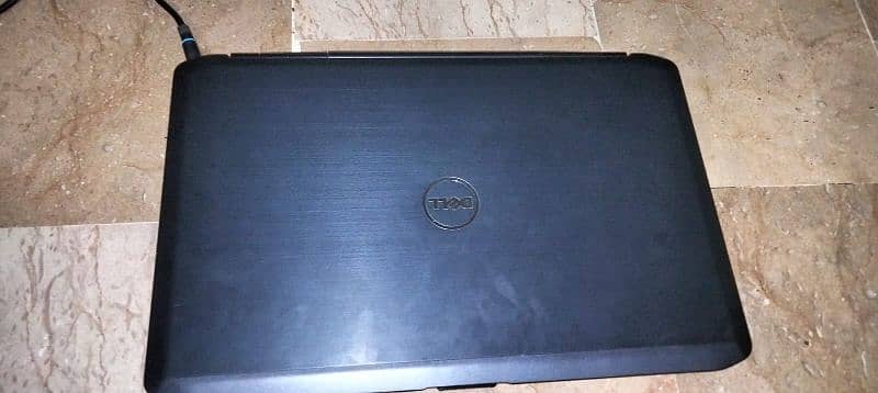 laptop Dell Latitude 5530 1