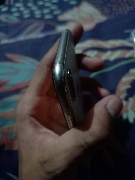 Iphone X 64GB Non PTA 7