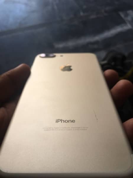 iphone 7plus  pta Approved 128gb 2