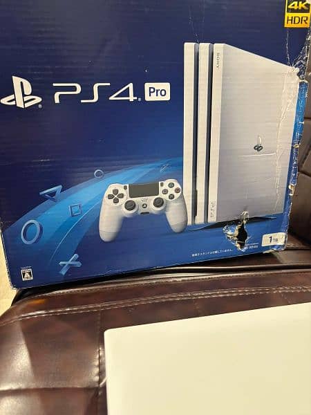 Ps4 Pro 7200 series/ PlayStation Pro 9