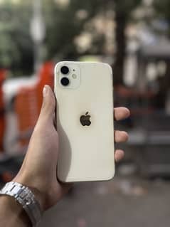 Iphone 11 64 GB pta approved