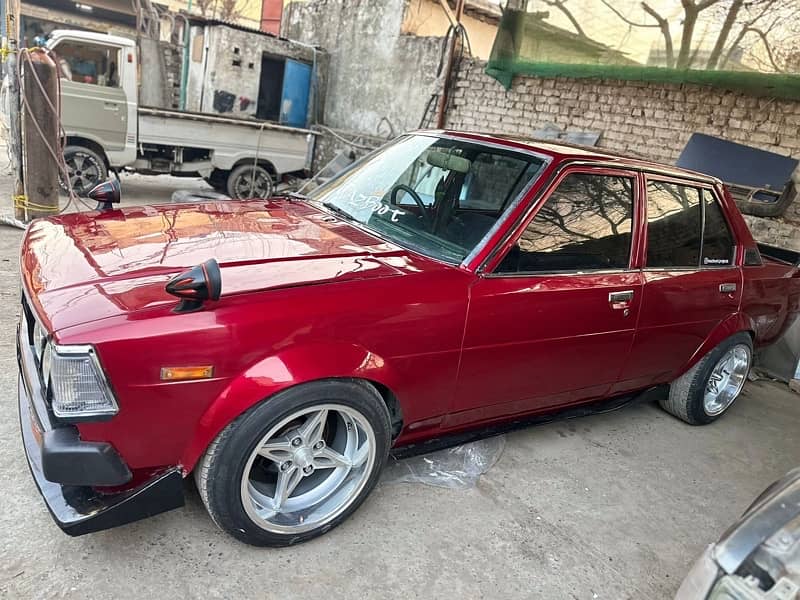 Toyota corolla 1982 3