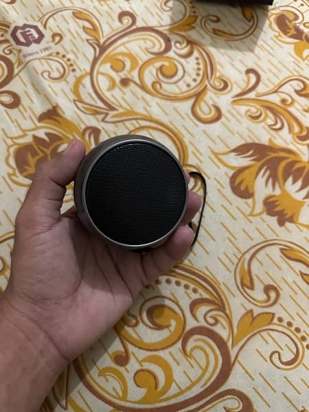 Lenovo Thinplus bluetooth speaker 4