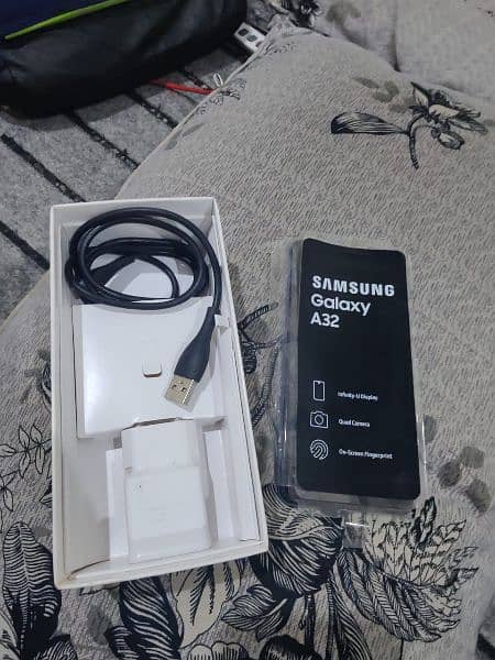 Galaxy A32 good condition 6/128 2