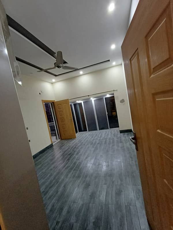 10 marla brand new luxury Spanish upper portion seprate gate separate entrance available for rent near ucp University or University of lahore or shaukat khanum hospital or abdul sattar eidi road M2 5