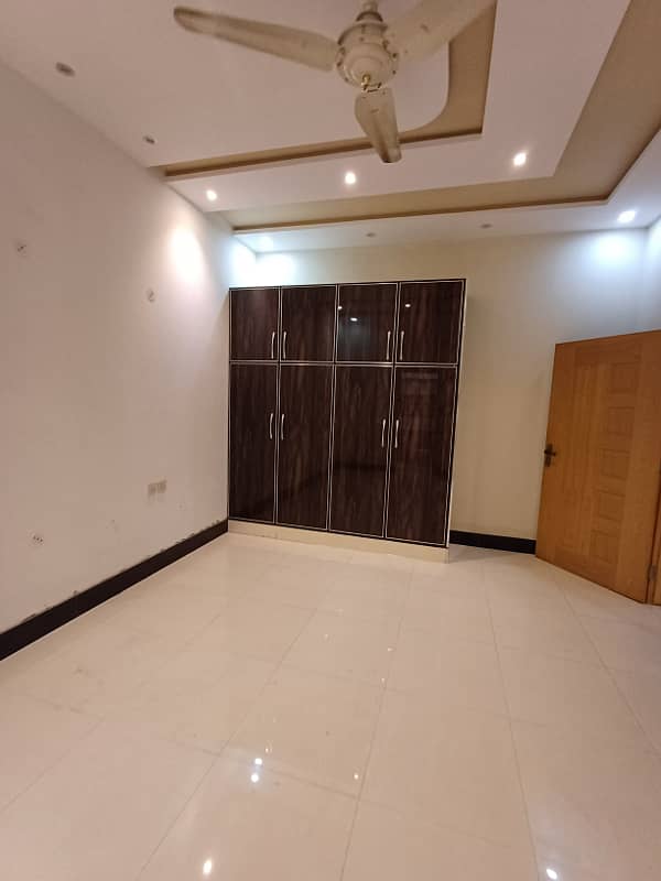 10 marla brand new luxury Spanish upper portion seprate gate separate entrance available for rent near ucp University or University of lahore or shaukat khanum hospital or abdul sattar eidi road M2 7