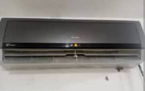 GREE G10 DC inverter model gray neat n clean with original gas