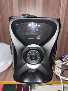 Audionic R-30 speaker