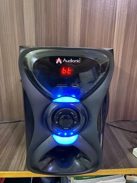 Audionic R-30 speaker 2