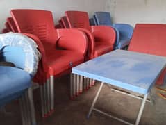 Discount offer chairs & table for sale