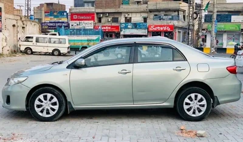 Toyota Corolla GLI 2011 in reasonable price 2