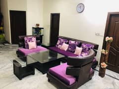 5 Seater Sofa Set (Practically 7 Seater Due To Huge Size)