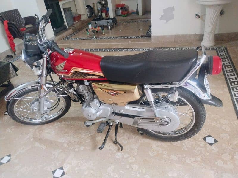 honda cg 125 special edition gold colour 11