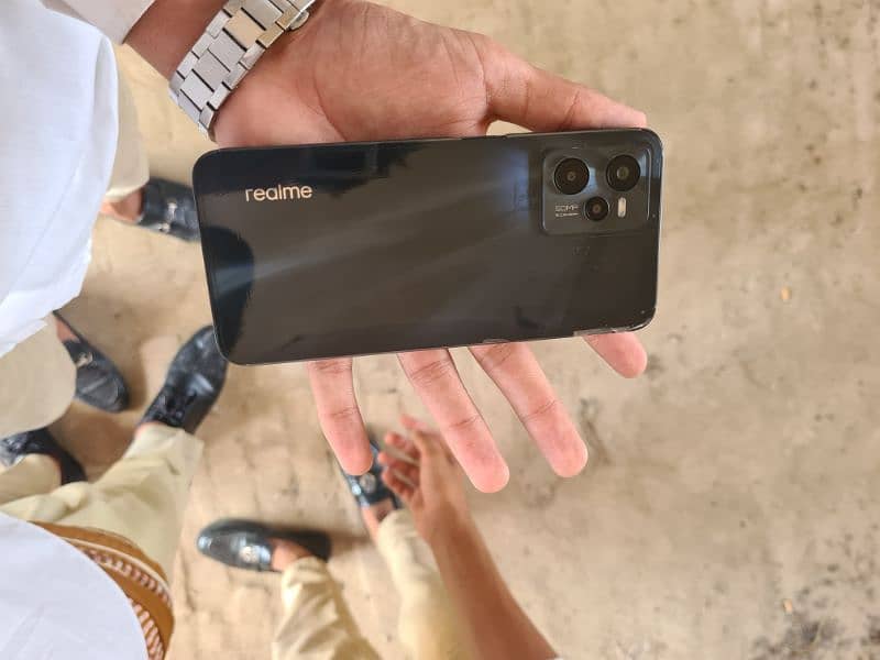 realme c35 10by10 condition. 128 memory all okkkay 0