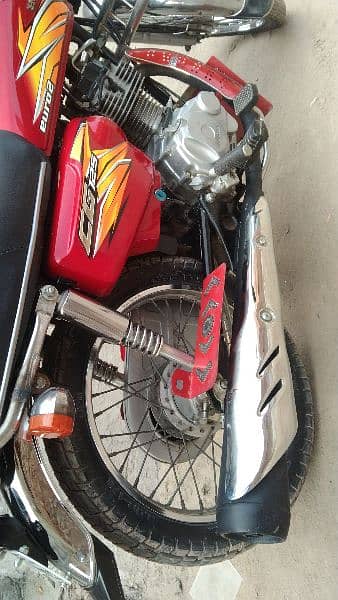 Honda 125 9