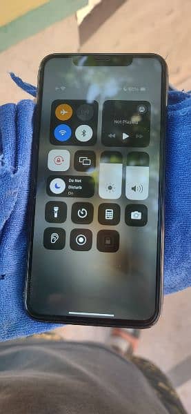 iphone 11 pro max lush condition midnight green color 0