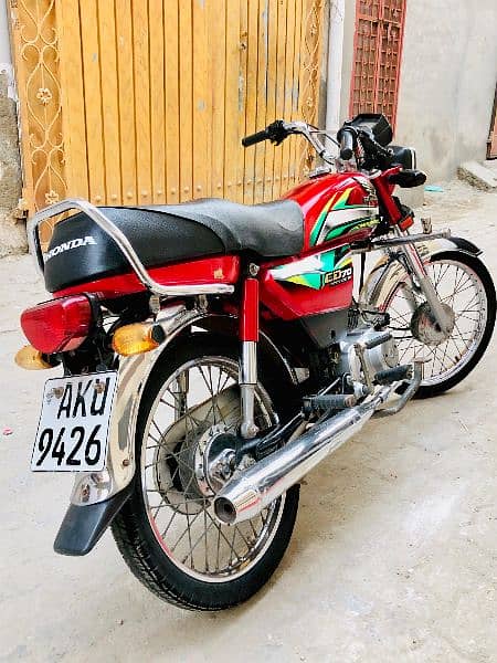 Honda CD 70 2022 5