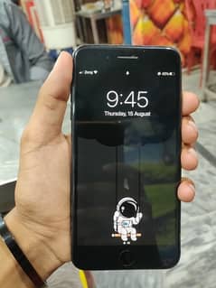 Iphone 7 plus pta proved 32 gb