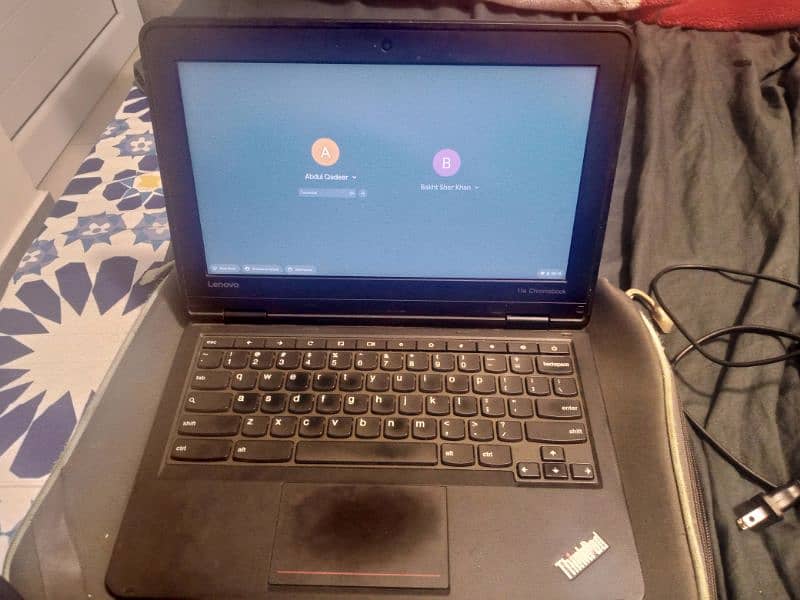 lenovo E11 chrome thinkpad 4/16 Battary 5 to 6 hours timing 3