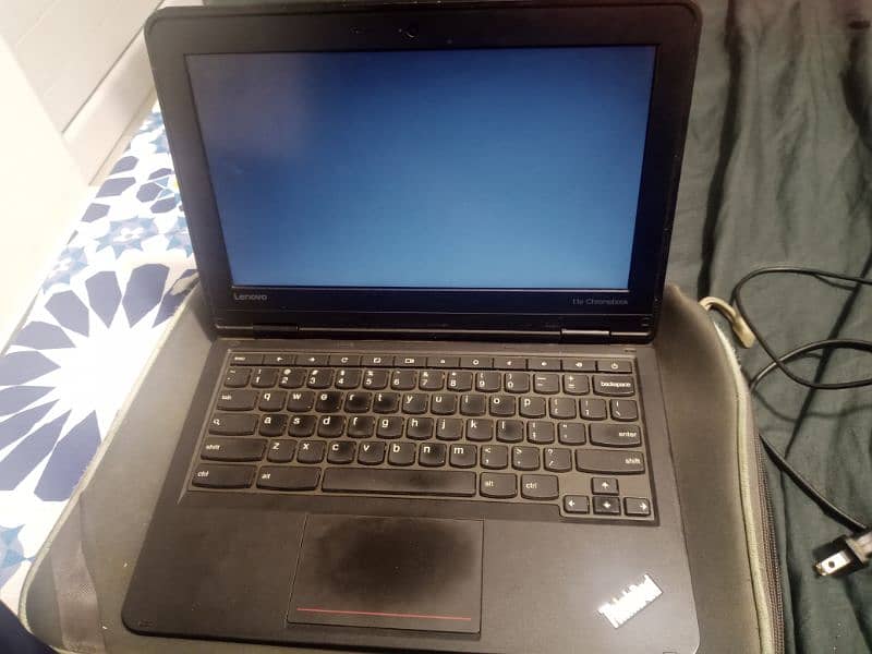 lenovo E11 chrome thinkpad 4/16 Battary 5 to 6 hours timing 4