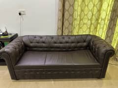 chesterfield sofa for sale in Good conditions 0