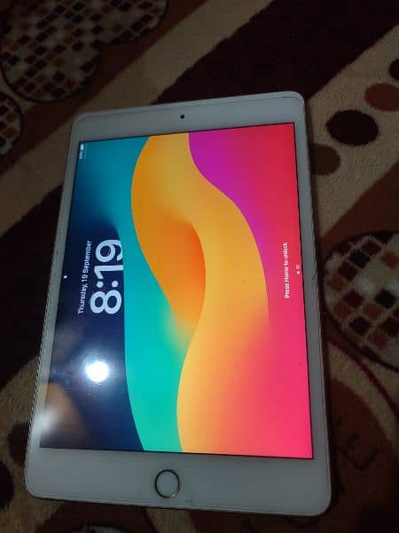 ipad mini 5 64 GB 1