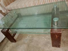 5mm glass ka table hai