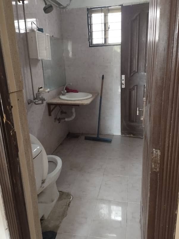 5 Marla Single Storey House For Rent In Khayaban E Amin 2