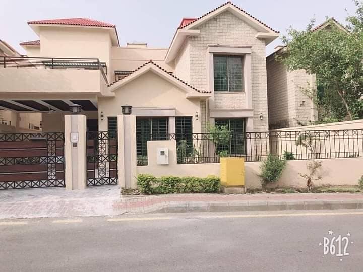 18 Marla Beautiful House for sale in phase 7 safari villa 1 12