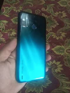 tecno Spark go 2/32 All ok set hai glass chege krwaya hai sirf mobile 0