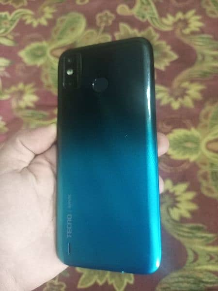 tecno Spark go 2/32 All ok set hai glass chege krwaya hai sirf mobile 1