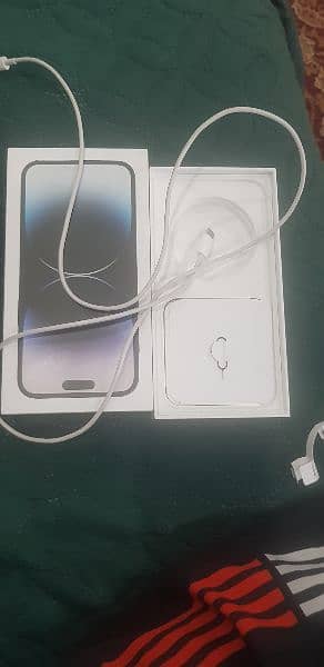 I phone 14 pro max JV 256 space black 7