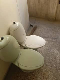 English Seat bathroom