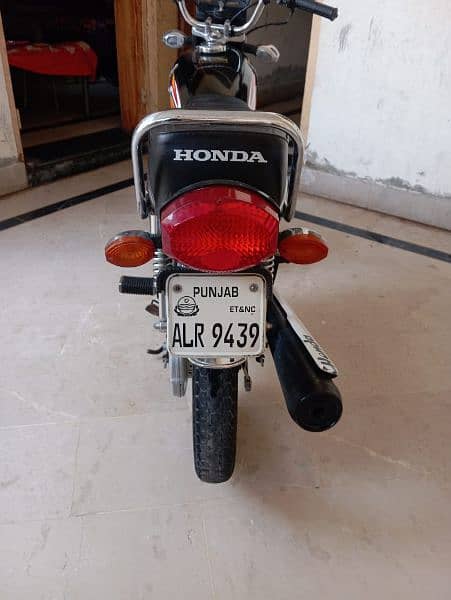 Honda 125 Model (22) 10