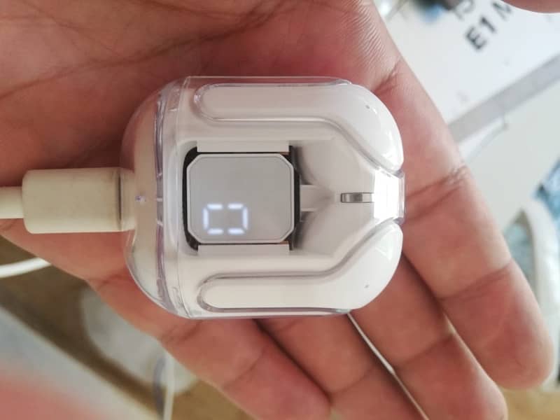 Transparente Airbuds, AirPods for sale wirless airbuds urgent for sale 2